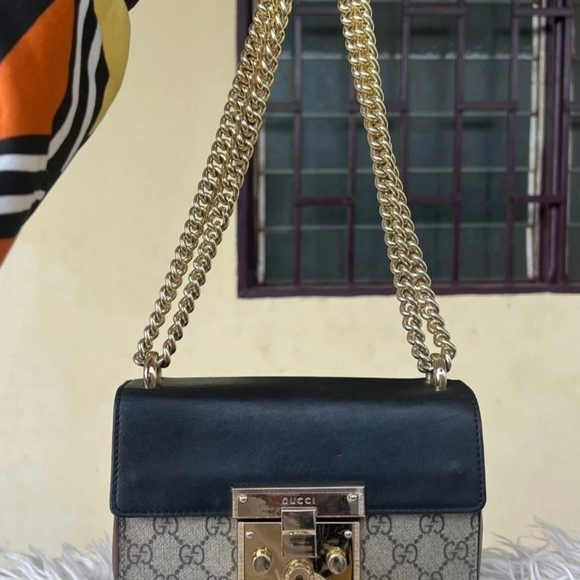 Gucci Beige and Black Crossbody Bag with Gold Accents - Picture 1 of 13